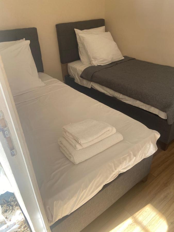 Rent Appart - La Garenne Colombes Exteriör bild